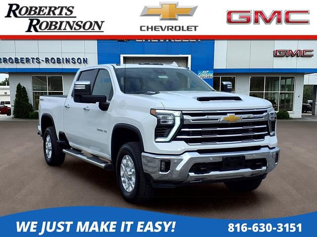 Used 2025 Chevrolet Silverado 3500 LTZ w/ LTZ Convenience Package image 1