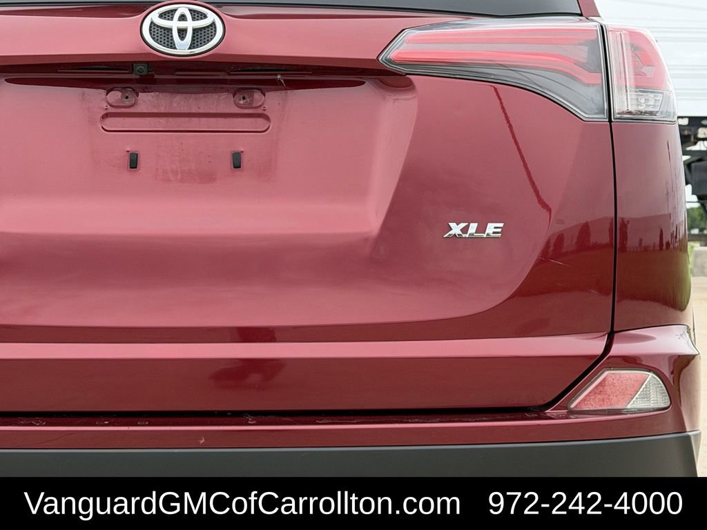Used 2018 Toyota RAV4 XLE w/ Plus Extra Value Package FWD image 8