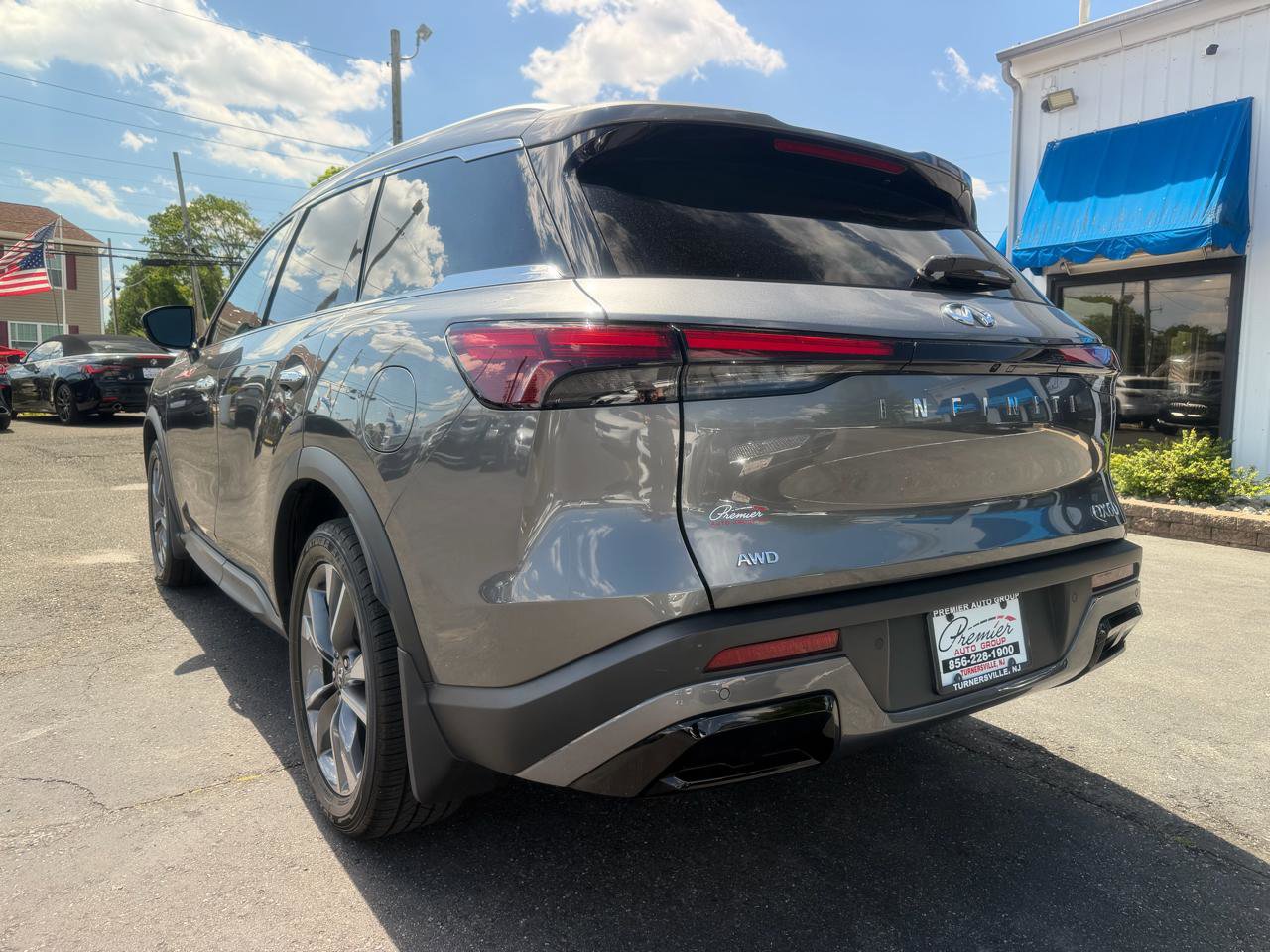 Used 2023 INFINITI QX60 Luxe AWD/4WD image 7