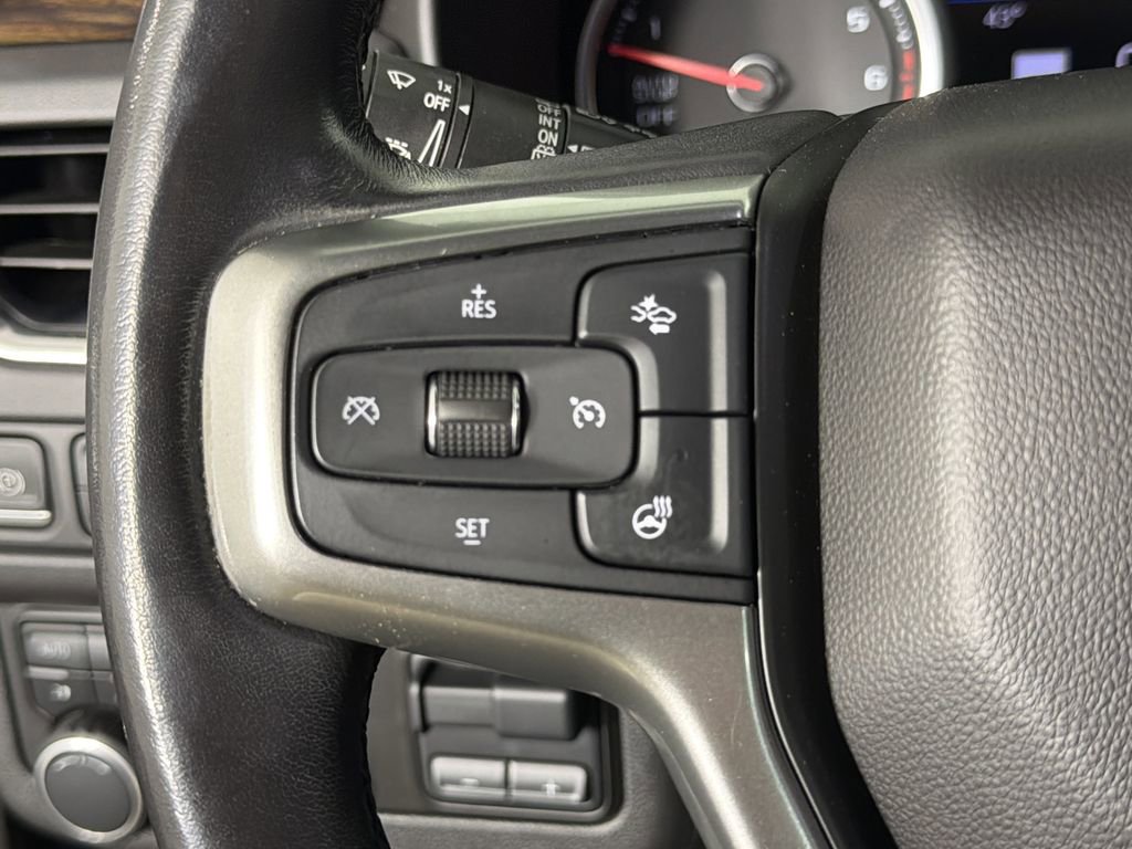 Used 2021 Chevrolet Tahoe Premier w/ Premium Package image 26