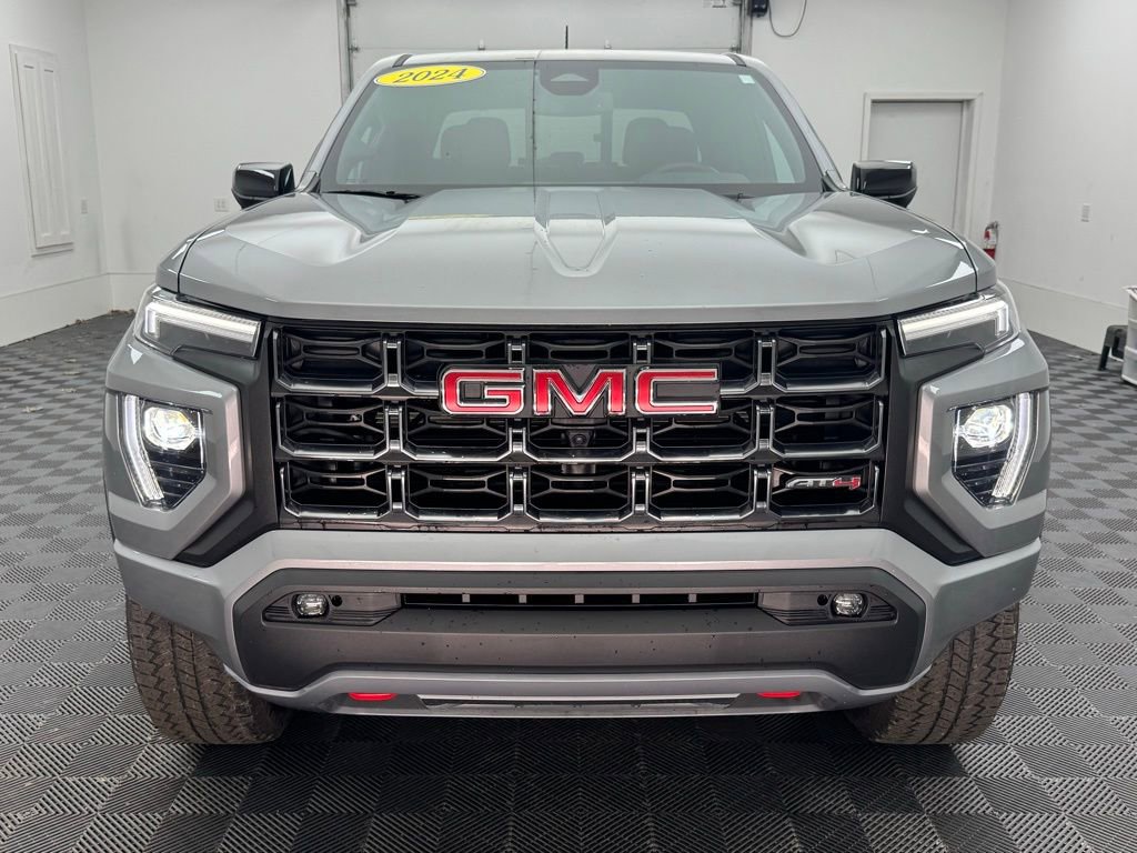 Used 2024 GMC Canyon AT4 w/ Technology Package image 13