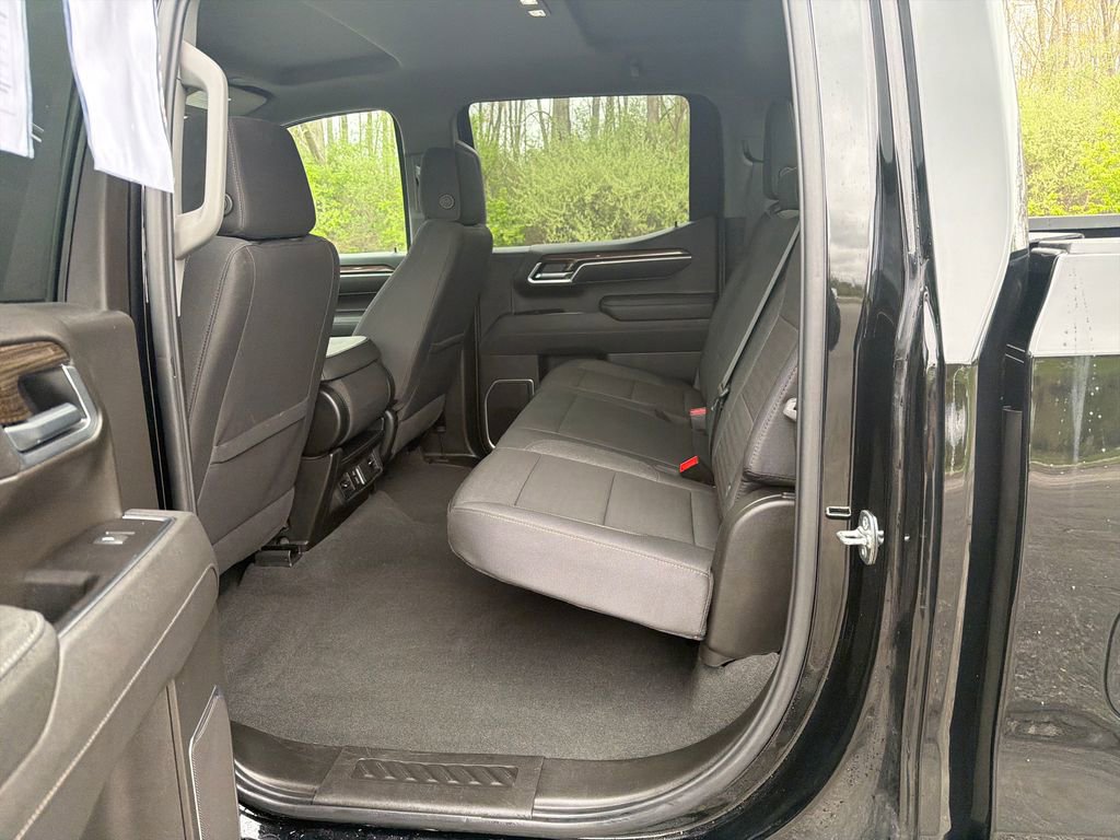 Used 2026 Chevrolet Silverado 1500 LT AWD/4WD image 22