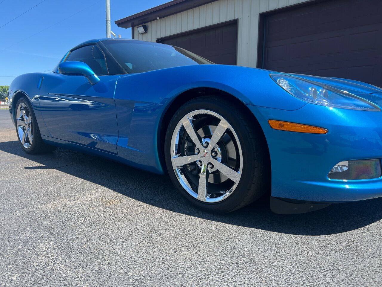 Used 2010 Chevrolet Corvette Coupe w/ 1LT RWD image 51
