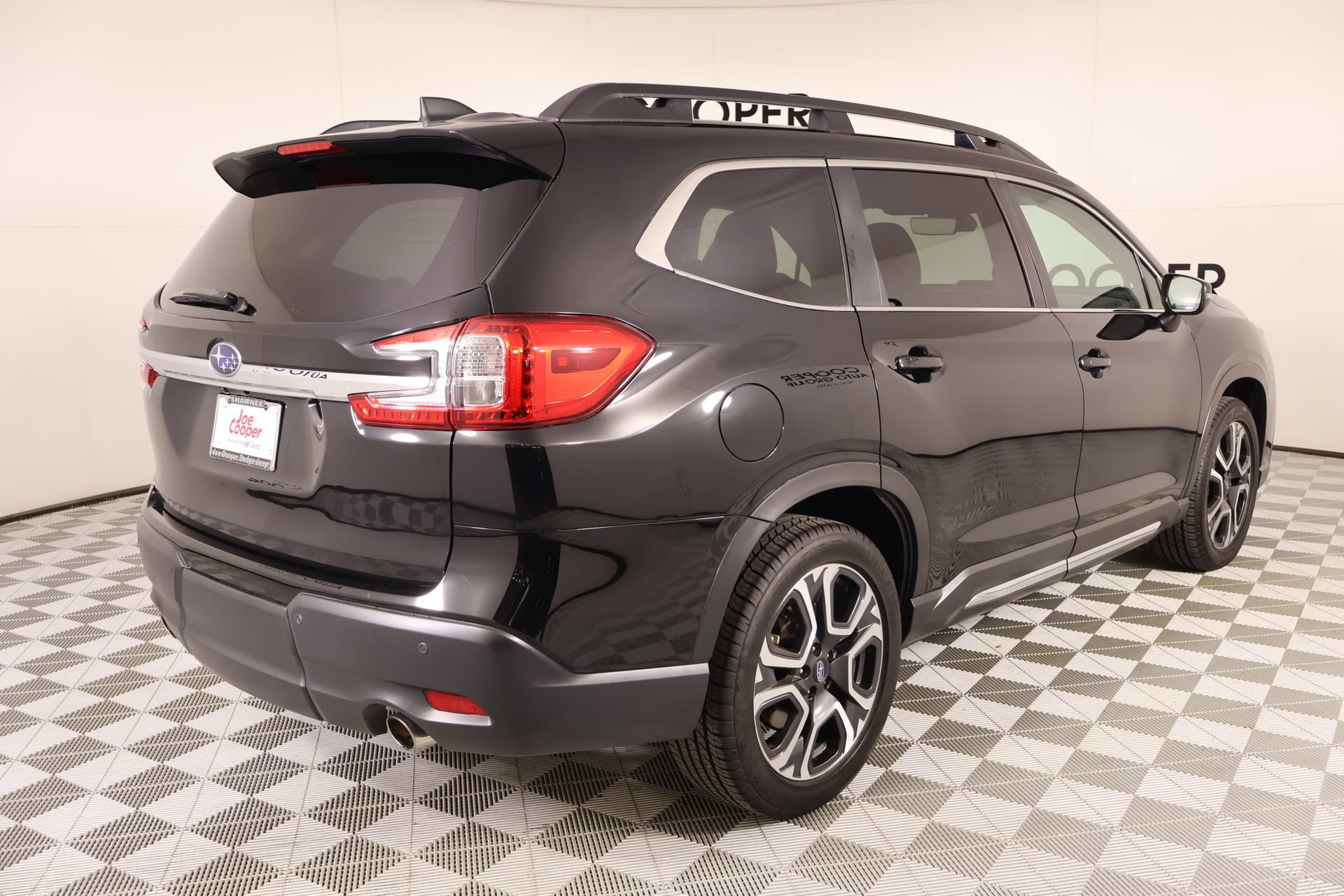 Used 2023 Subaru Ascent Limited AWD/4WD image 21