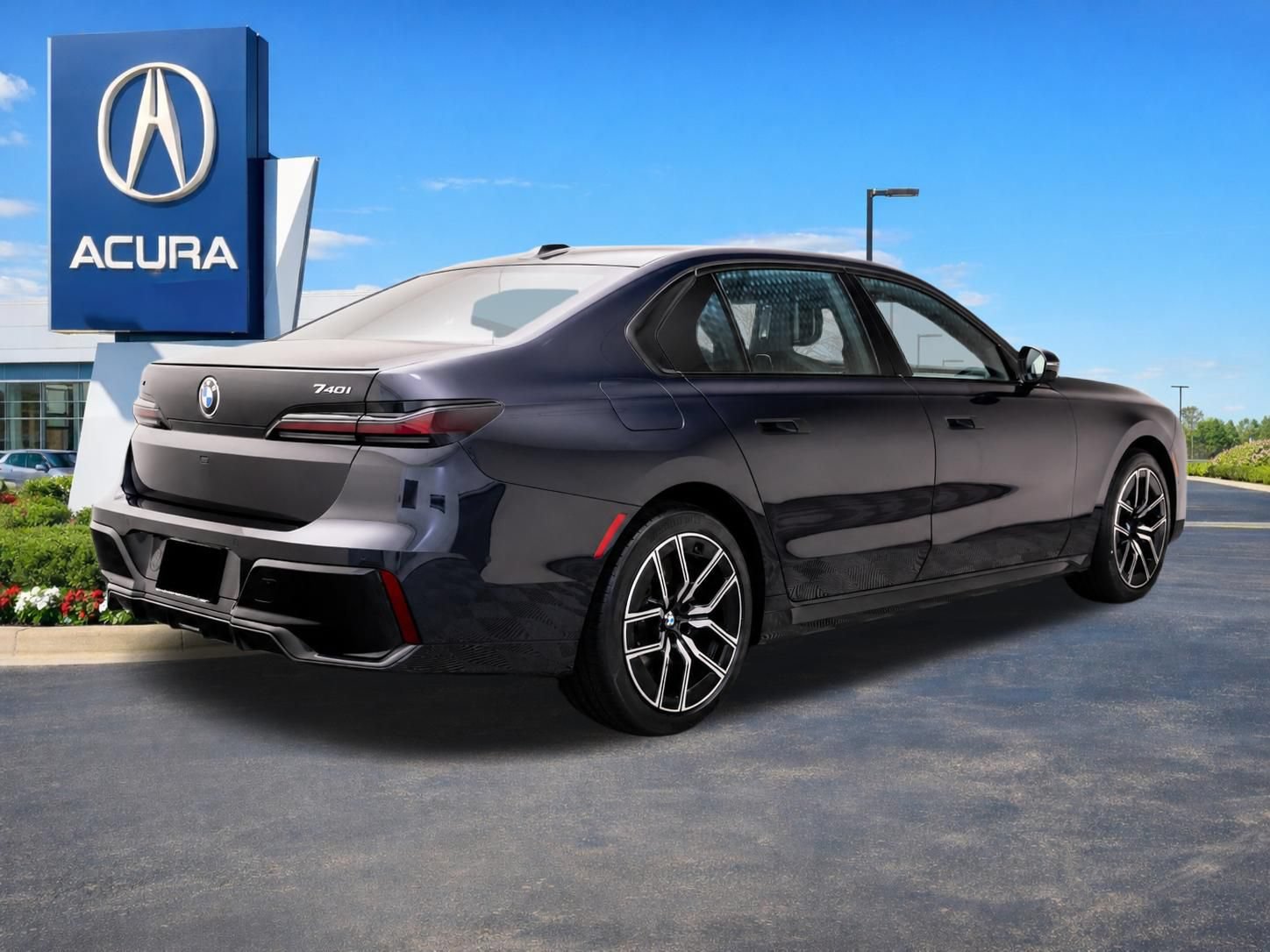 Used 2025 BMW 740i xDrive w/ Premium Package AWD/4WD image 5