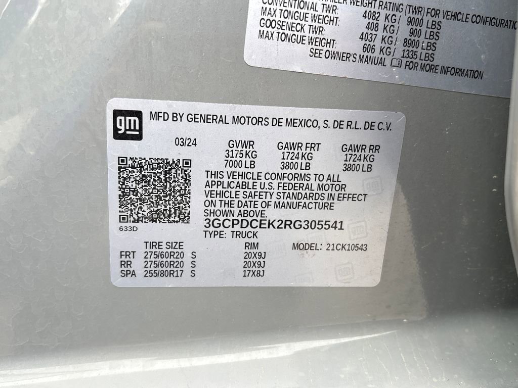 Used 2024 Chevrolet Silverado 1500 Custom Trail Boss w/ Turbomax Blackout Package AWD/4WD image 25