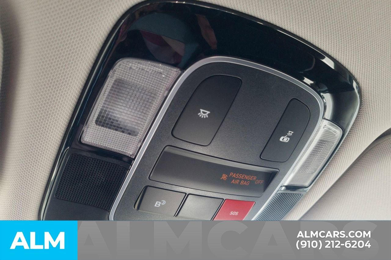 Certified 2025 Hyundai Sonata SE image 30