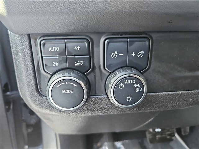 Certified 2023 Chevrolet Suburban LS image 34