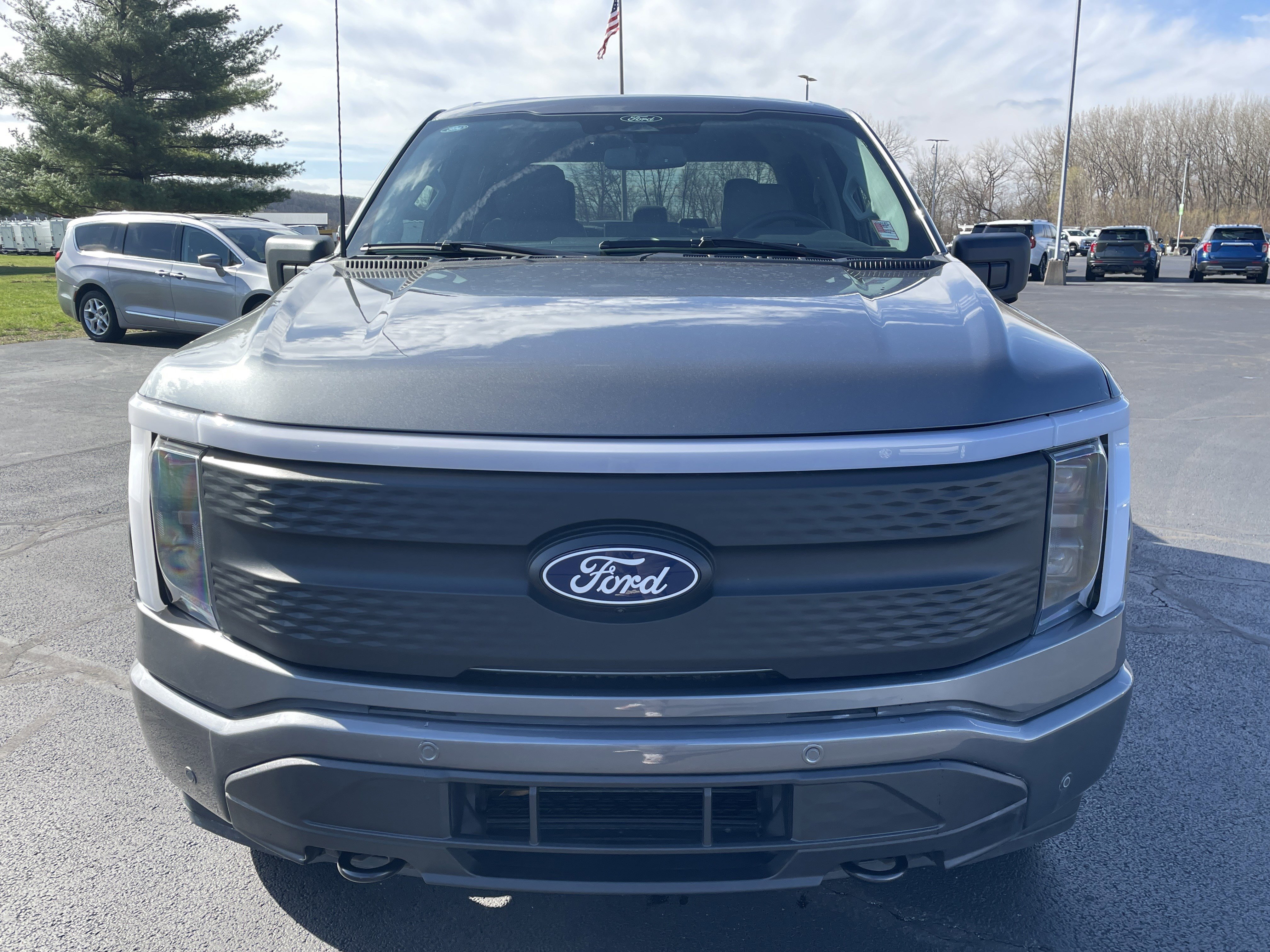 Used 2025 Ford F150 Lightning Flash image 10