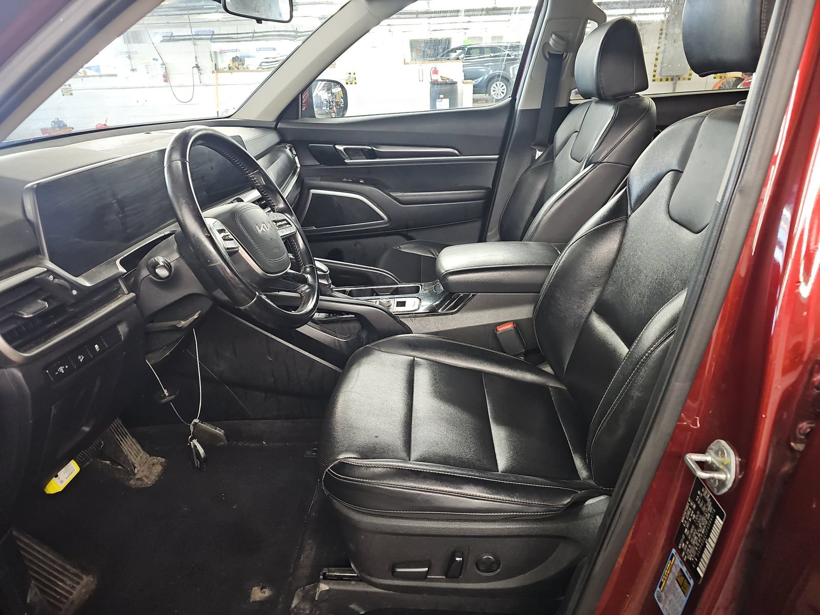 Used 2023 Kia Telluride S AWD/4WD image 7