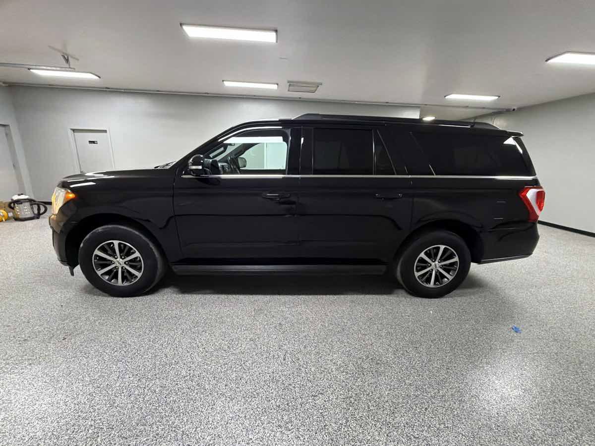 Used 2019 Ford Expedition Max XLT w/ Equipment Group 201A AWD/4WD image 6