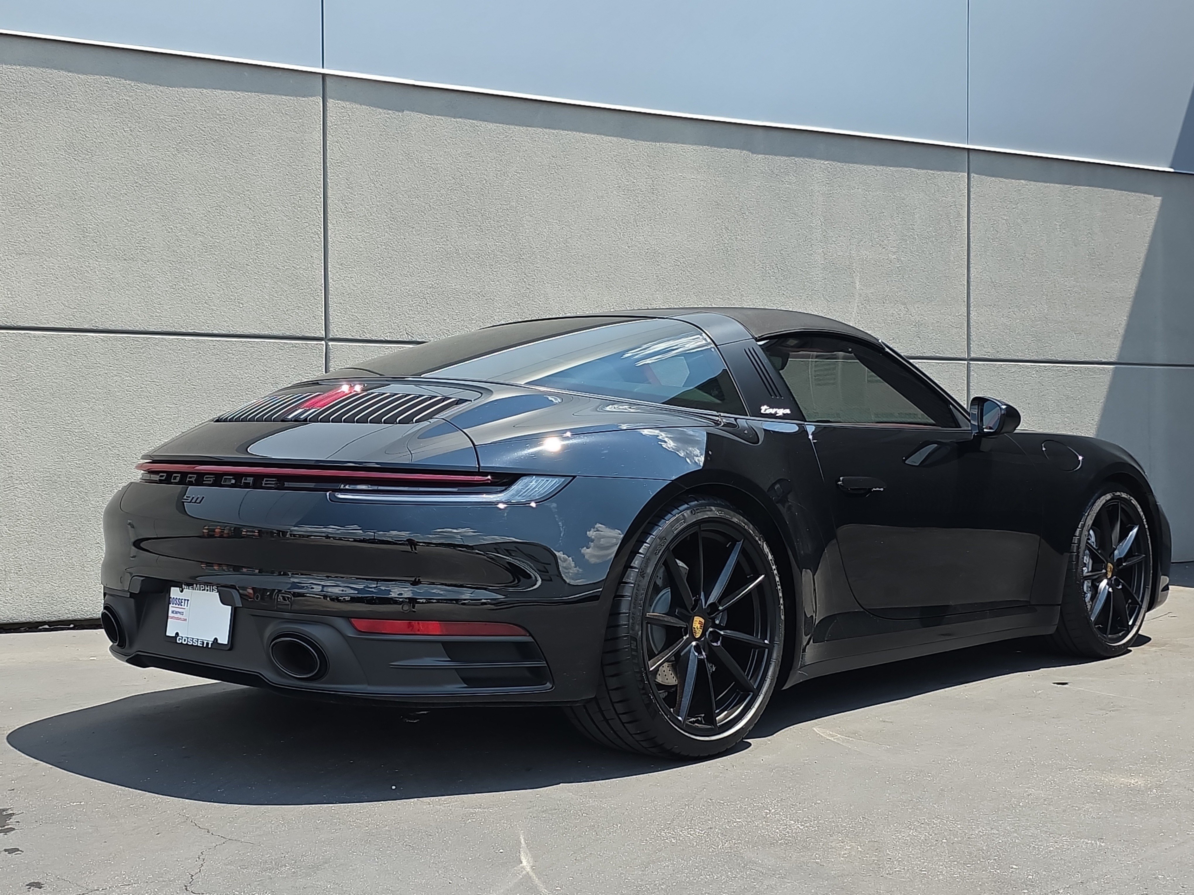 Certified 2024 Porsche 911 Targa 4 AWD/4WD image 7