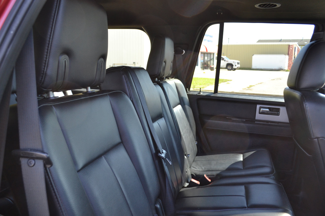 Used 2016 Ford Expedition Limited w/ Equipment Group 301A image 39
