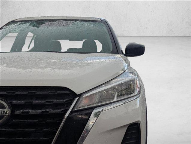 Used 2021 Nissan Kicks S FWD image 12