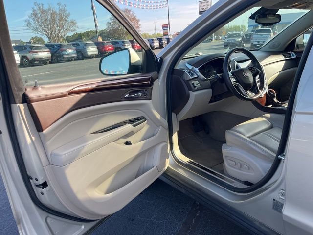 Used 2015 Cadillac SRX Luxury w/ Driver Awareness Package image 4