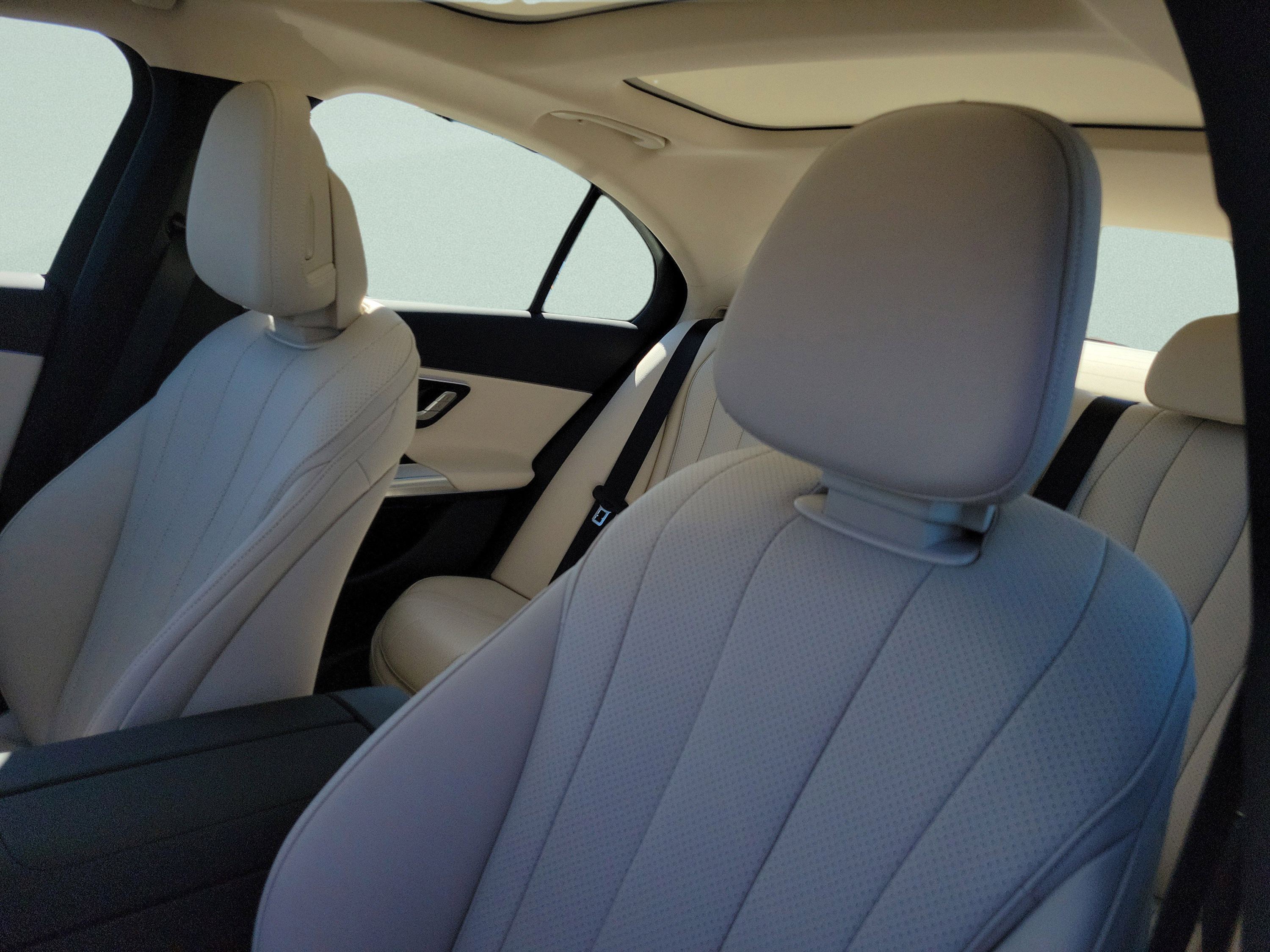Certified 2026 Mercedes-Benz E 350 Sedan image 33