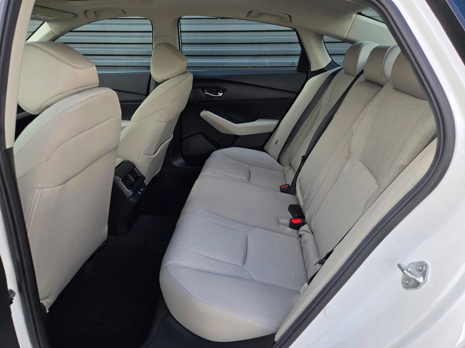 Used 2025 Honda Accord SE image 11