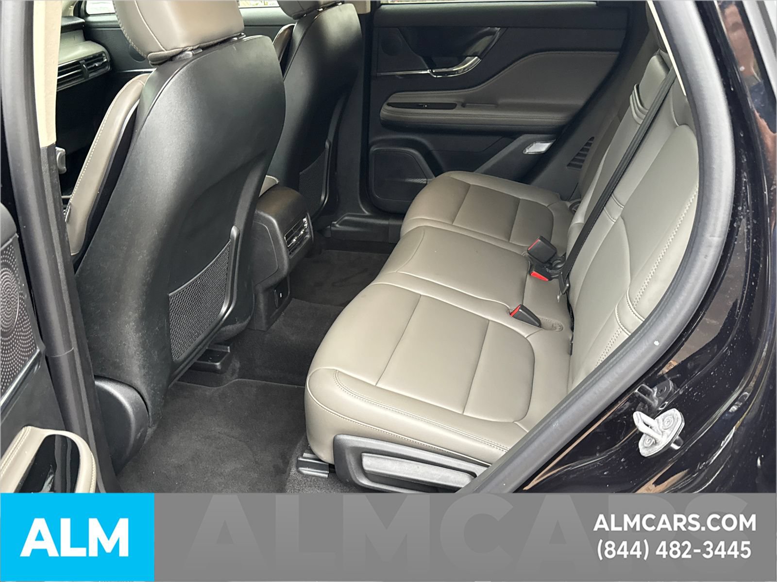 Used 2024 Lincoln Corsair AWD image 24