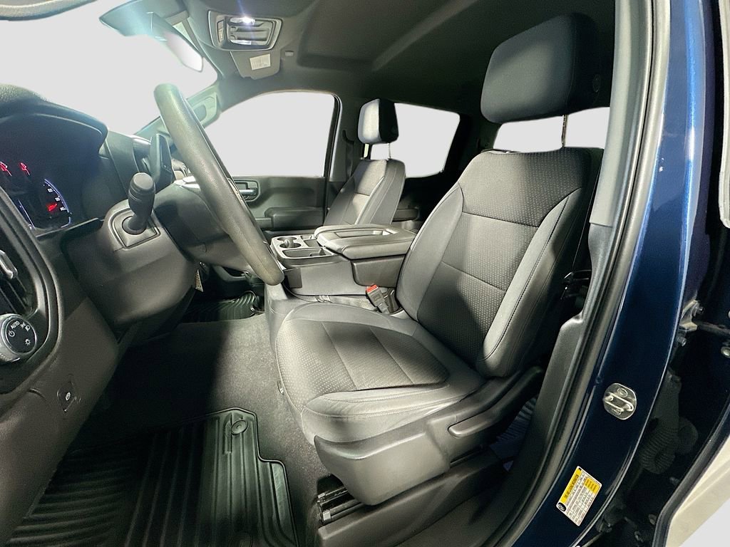 Used 2020 Chevrolet Silverado 1500 Custom w/ Custom Value Package image 21
