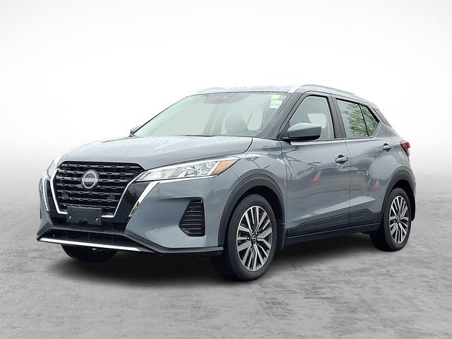 Used 2023 Nissan Kicks SV FWD image 3