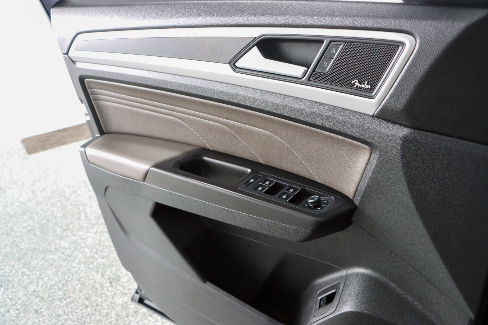 Used 2022 Volkswagen Atlas SEL Premium image 23