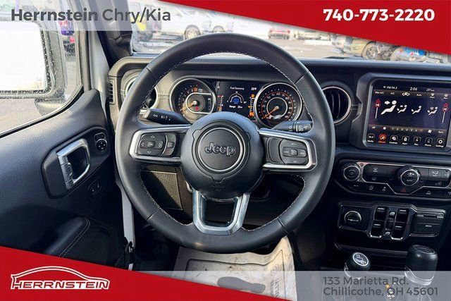 Used 2023 Jeep Gladiator Overland image 7