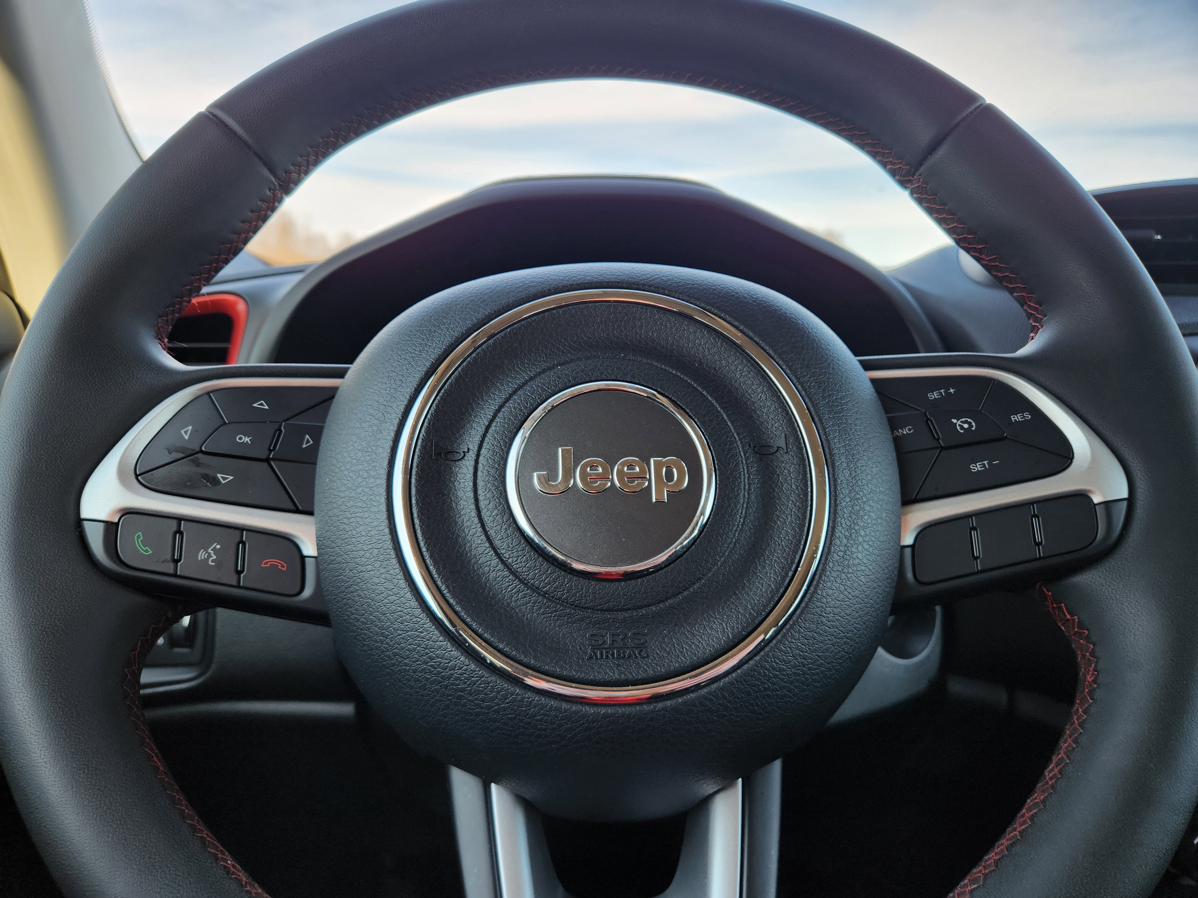 Used 2023 Jeep Renegade Trailhawk image 26