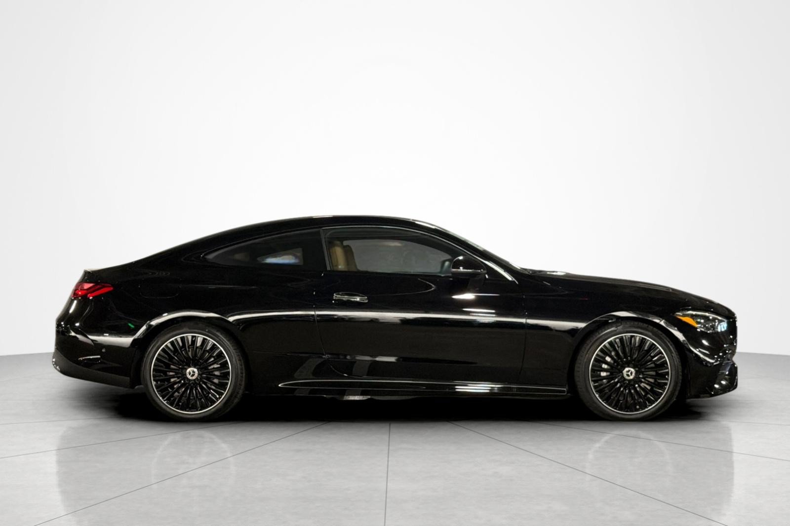 New 2026 Mercedes-Benz CLE 450 4MATIC Coupe image 6
