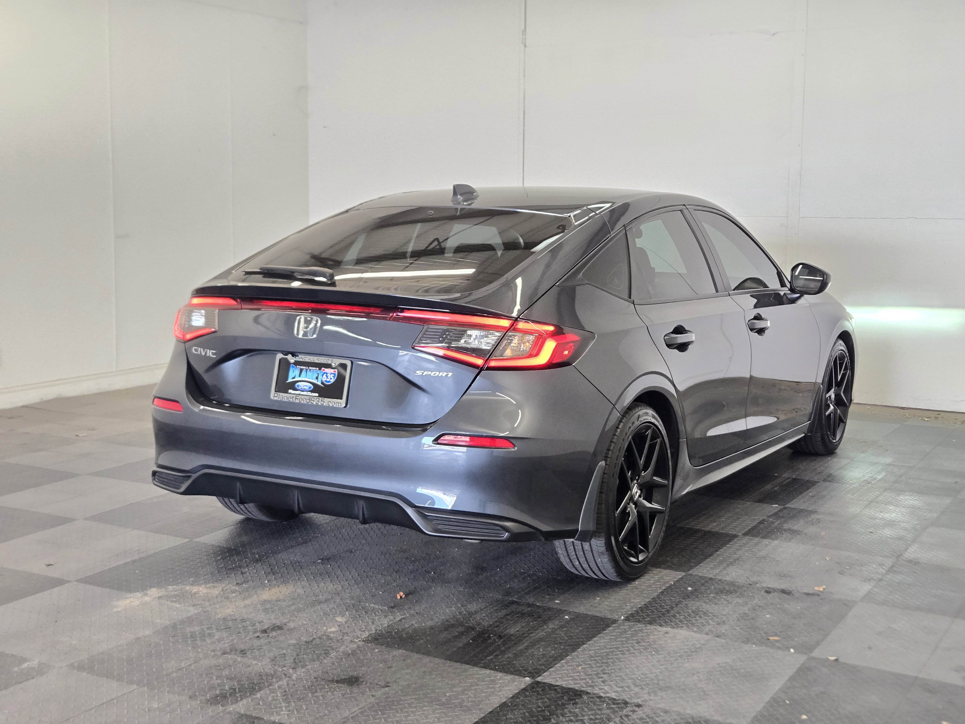 Used 2025 Honda Civic Sport image 7