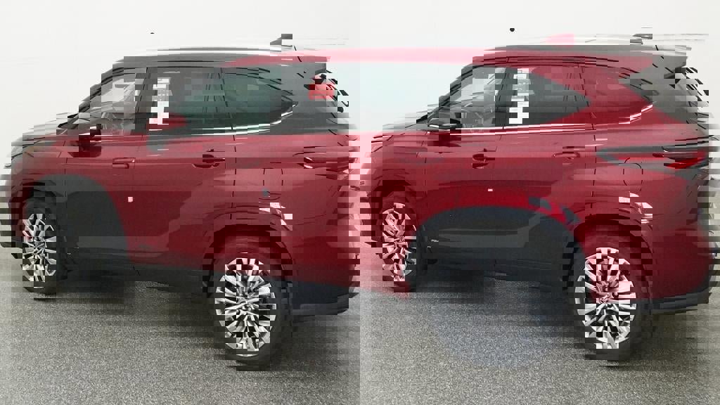 New 2026 Toyota Highlander Platinum image 4