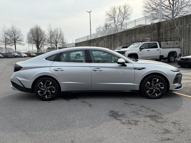 Used 2024 Hyundai Sonata SEL image 9
