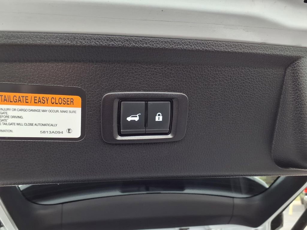 Used 2025 Mitsubishi Eclipse Cross SE image 28