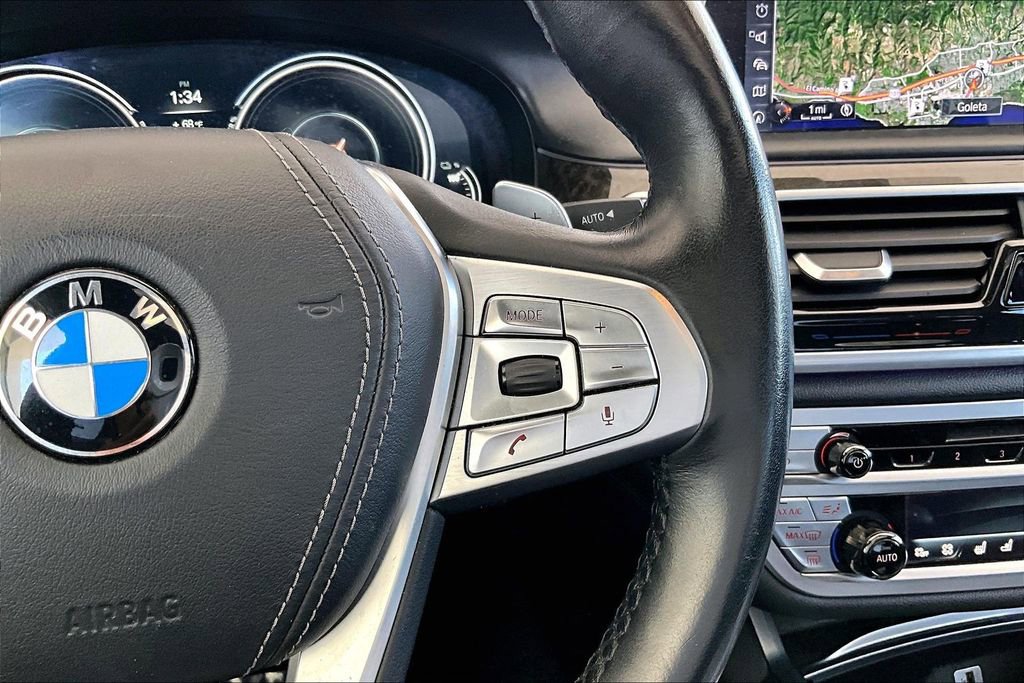 Used 2017 BMW 740e xDrive AWD/4WD image 12
