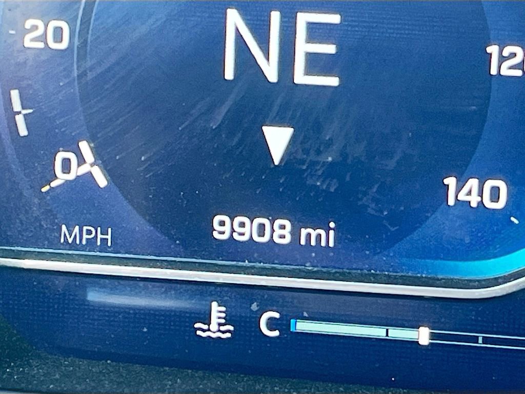 Used 2025 Chevrolet Silverado 1500 LT image 12