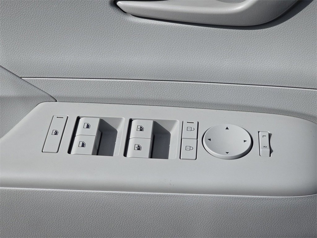 Used 2026 Hyundai Kona SEL Sport image 25