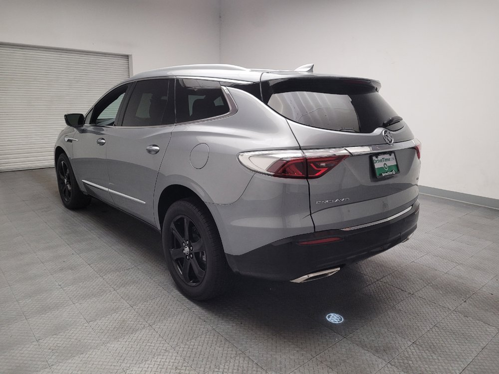 Used 2023 Buick Enclave Essence w/ Experience Buick Package FWD image 5