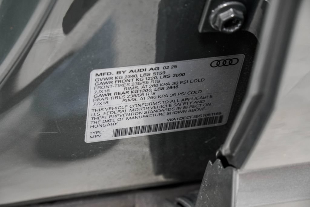Used 2025 Audi Q3 2.0T Premium AWD/4WD image 47