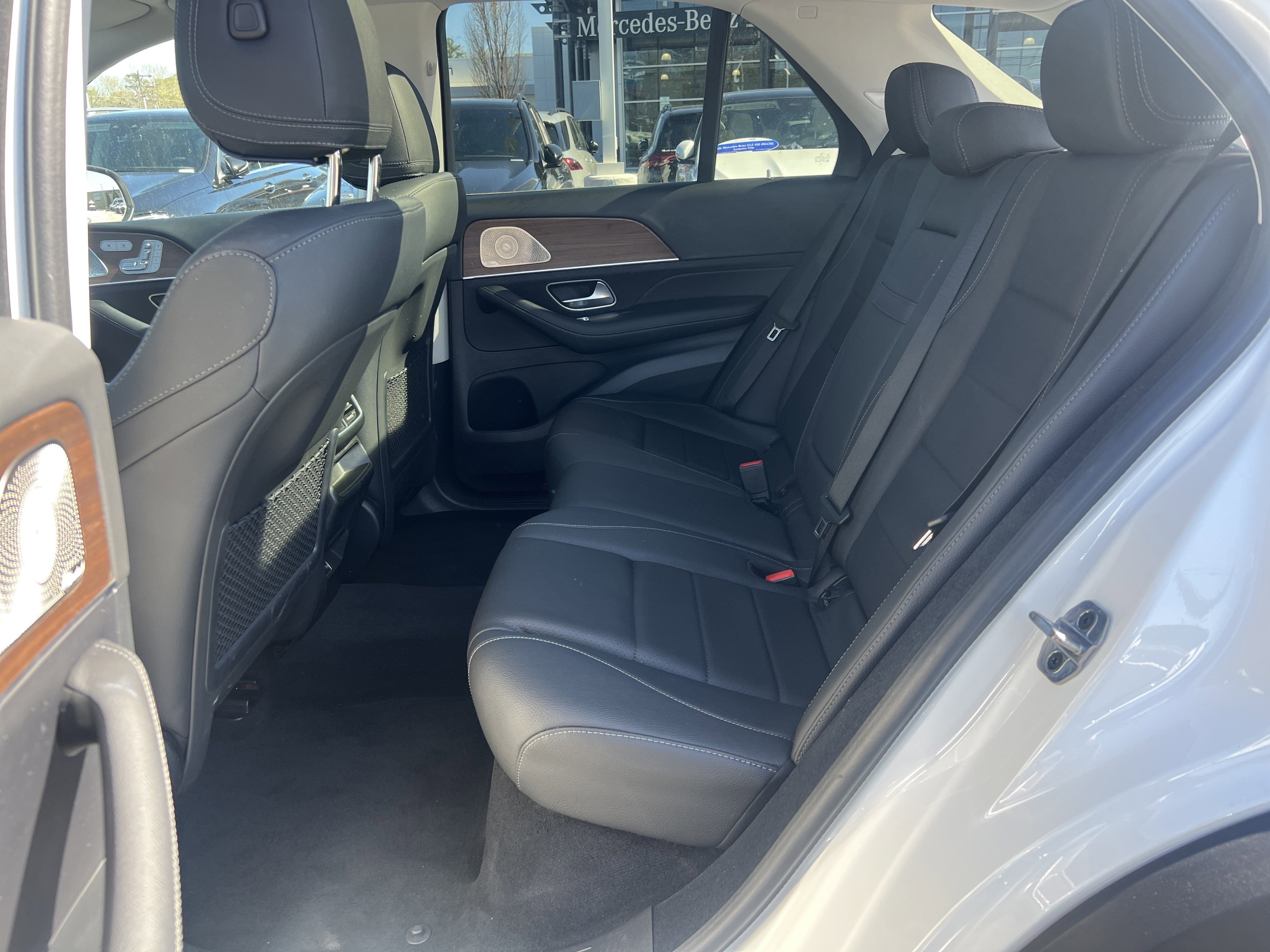 Used 2024 Mercedes-Benz GLE 350 4MATIC image 33