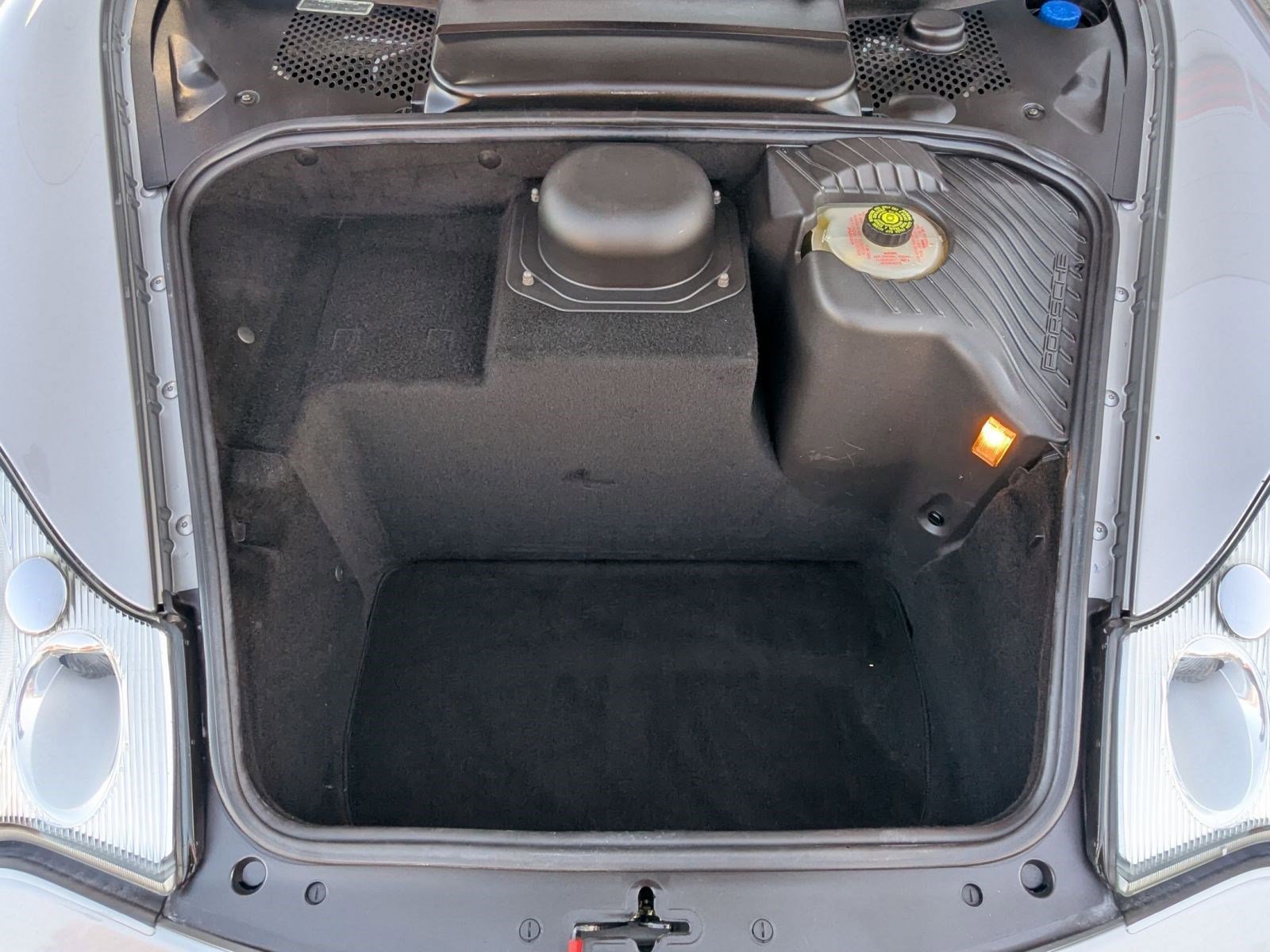 Used 2004 Porsche 911 Carrera 4S image 23