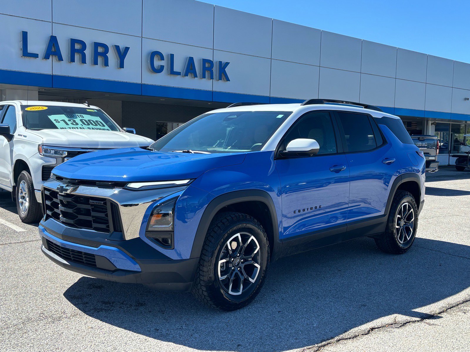 Certified 2025 Chevrolet Equinox ACTIV w/ Safety and Technology Package FWD image 1