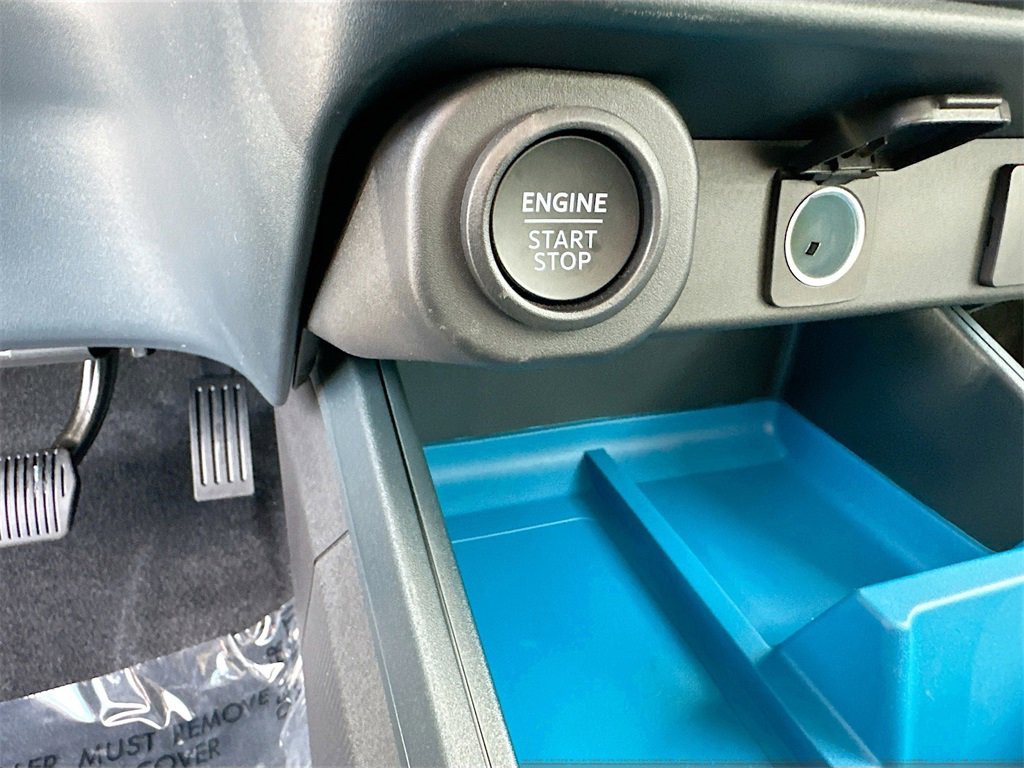 New 2025 Ford Maverick XLT w/ XLT Luxury Package image 13