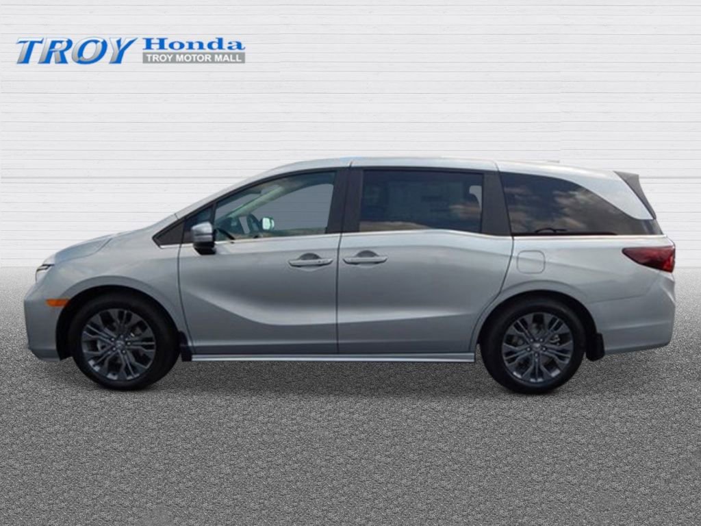New 2026 Honda Odyssey Touring image 2