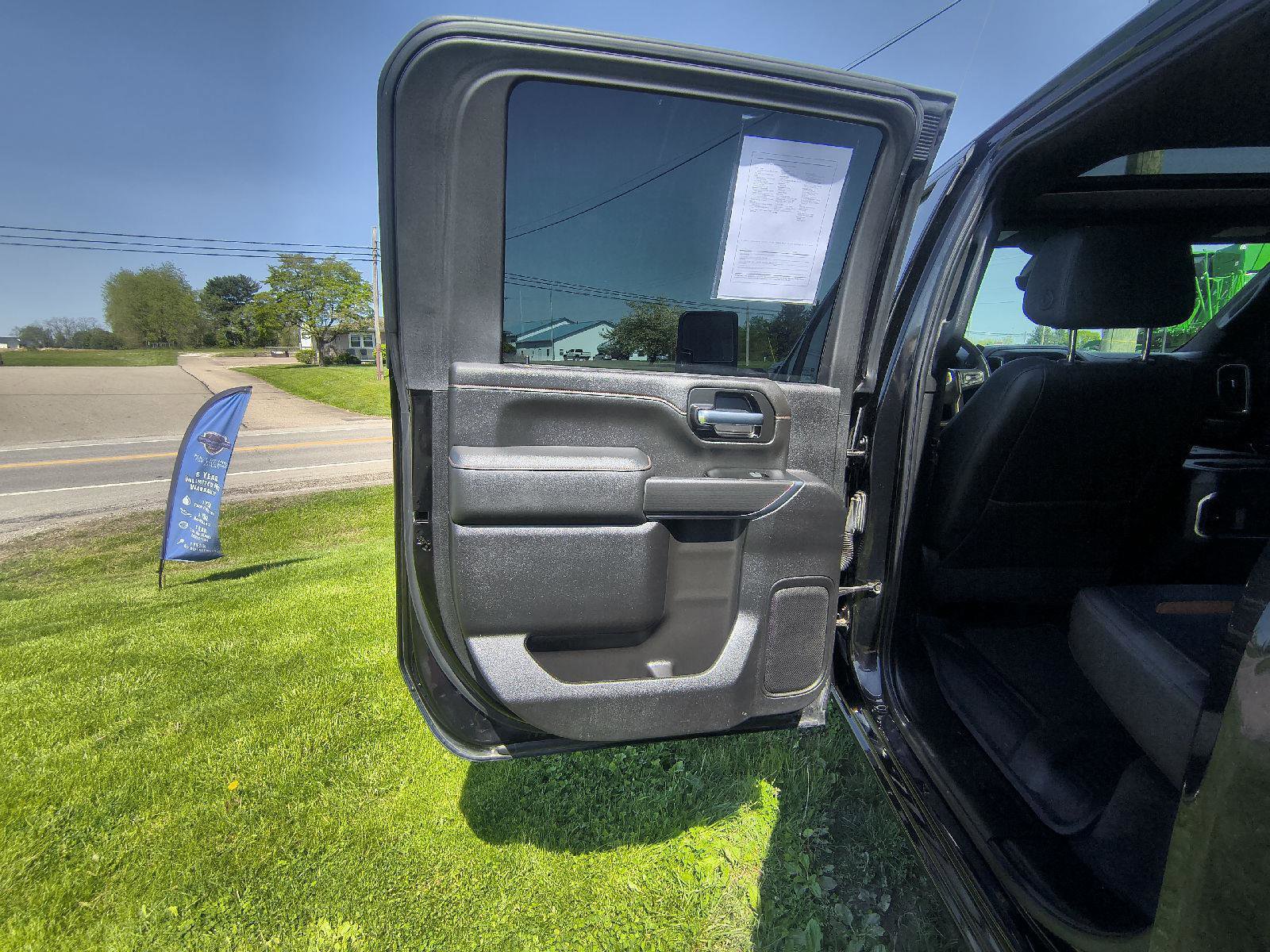 Used 2022 GMC Sierra 3500 AT4 w/ AT4 Premium Plus Package AWD/4WD image 21