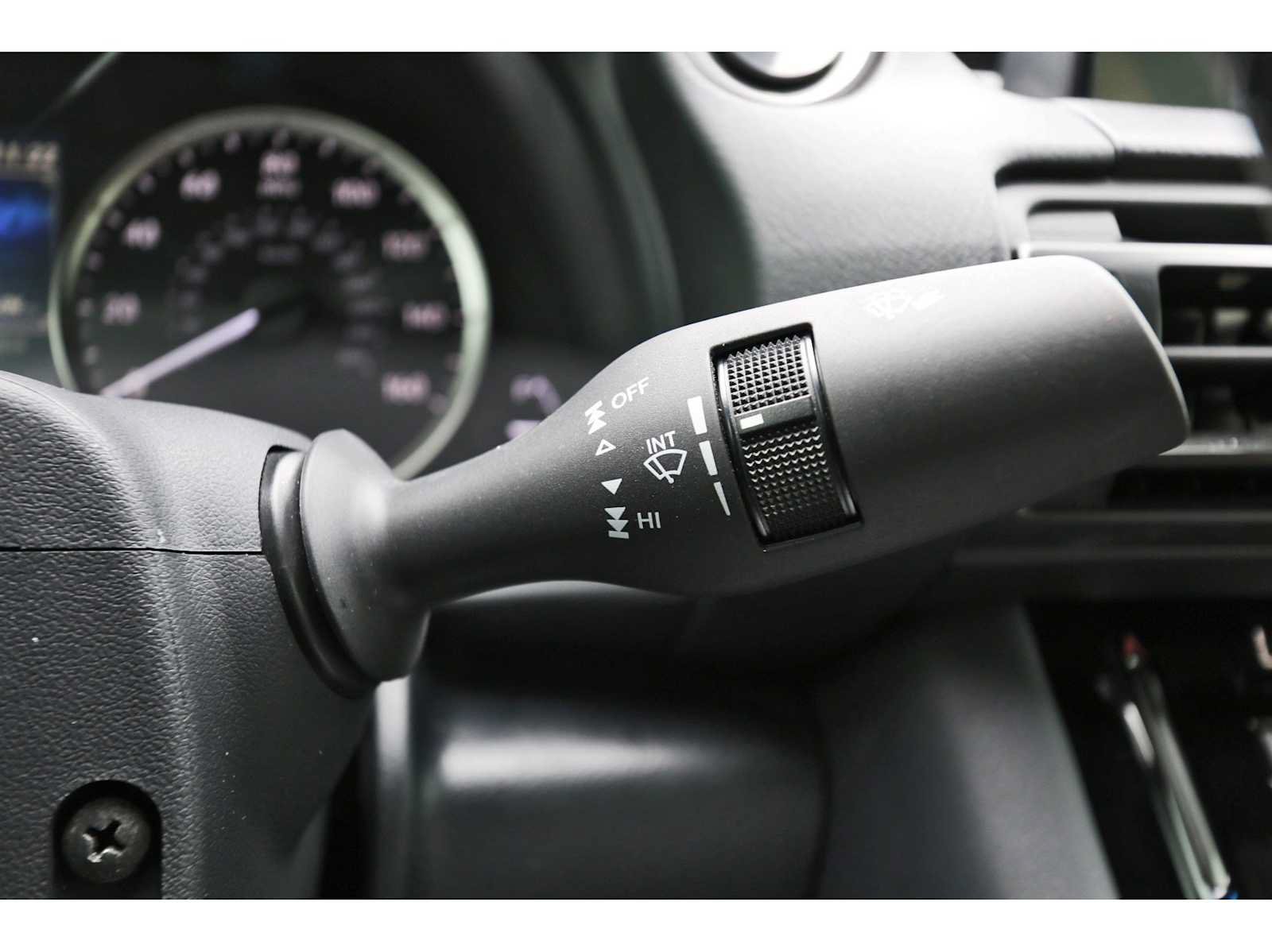 Used 2024 Lexus IS 350 F Sport RWD image 18