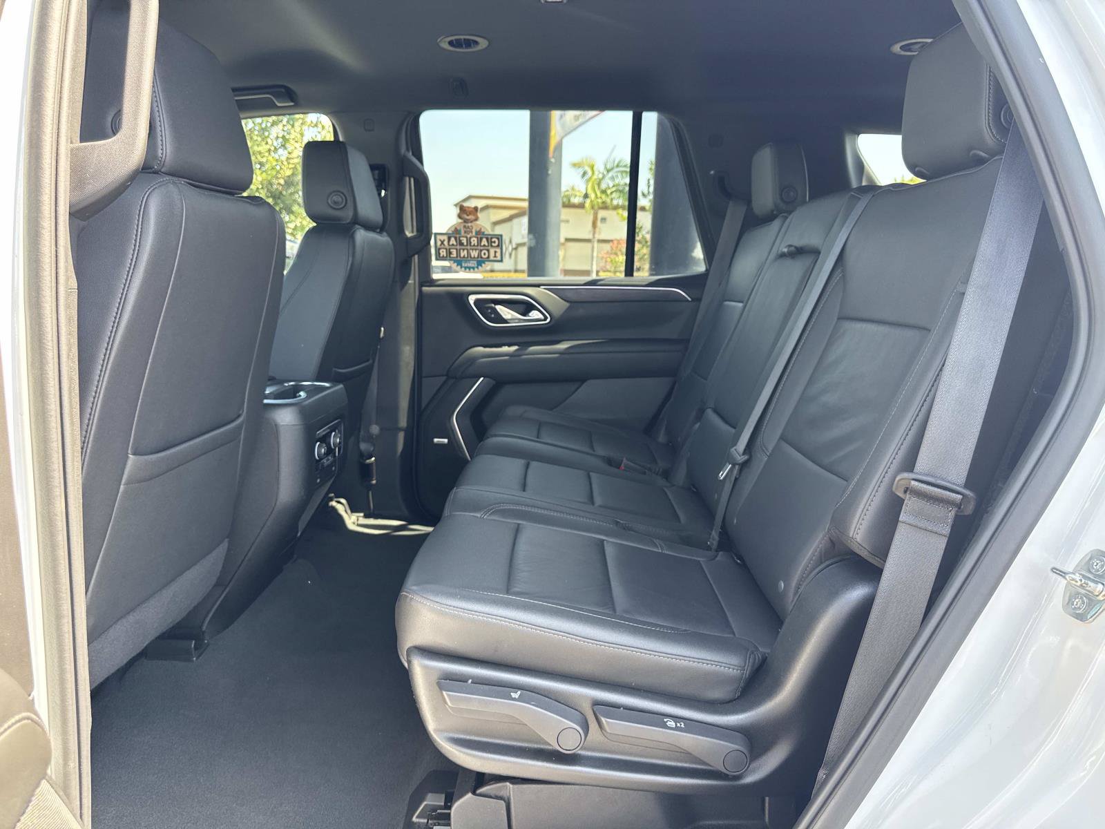 Used 2024 Chevrolet Tahoe LT RWD image 25