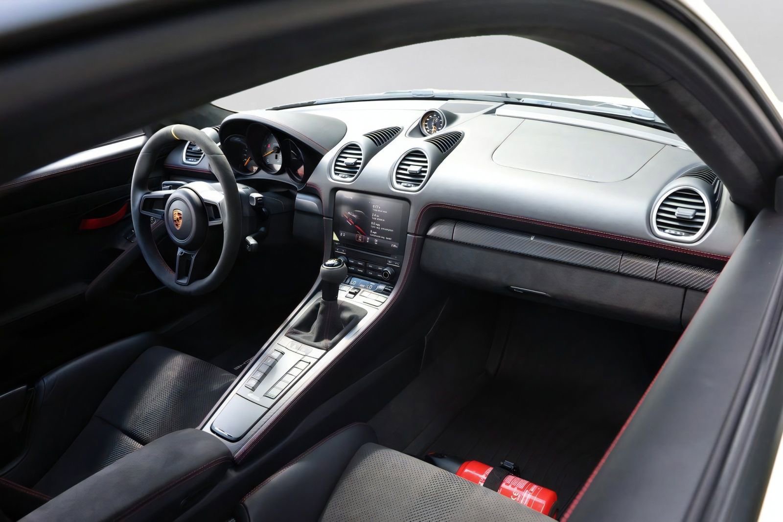 Used 2023 Porsche 718 Cayman GT4 RS RWD image 31