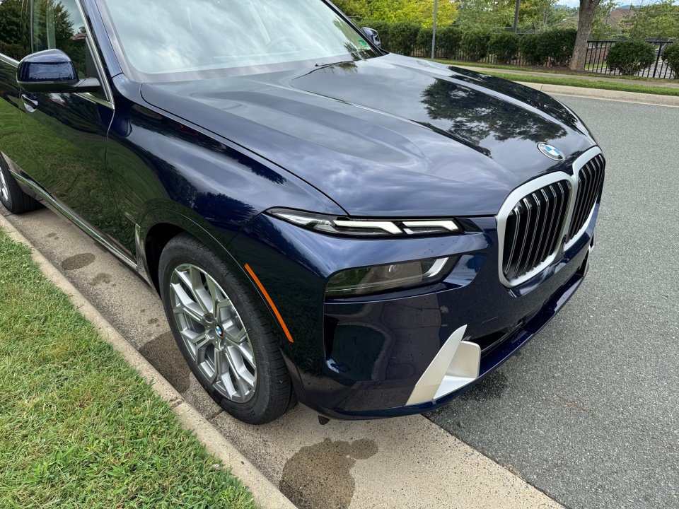 Used 2026 BMW X7 xDrive40i AWD/4WD image 24