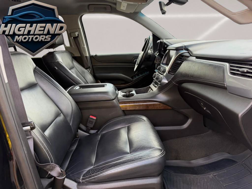 Used 2016 Chevrolet Suburban LS RWD image 17