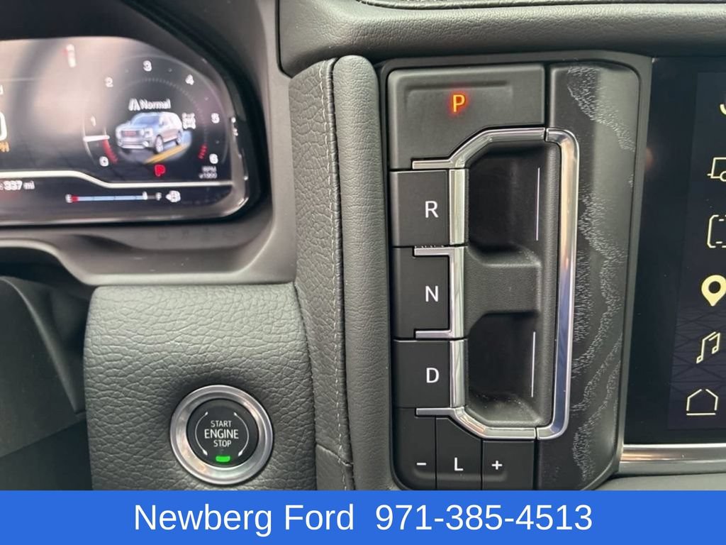 Used 2024 GMC Yukon XL Denali w/ Advanced Technology Package AWD/4WD image 21