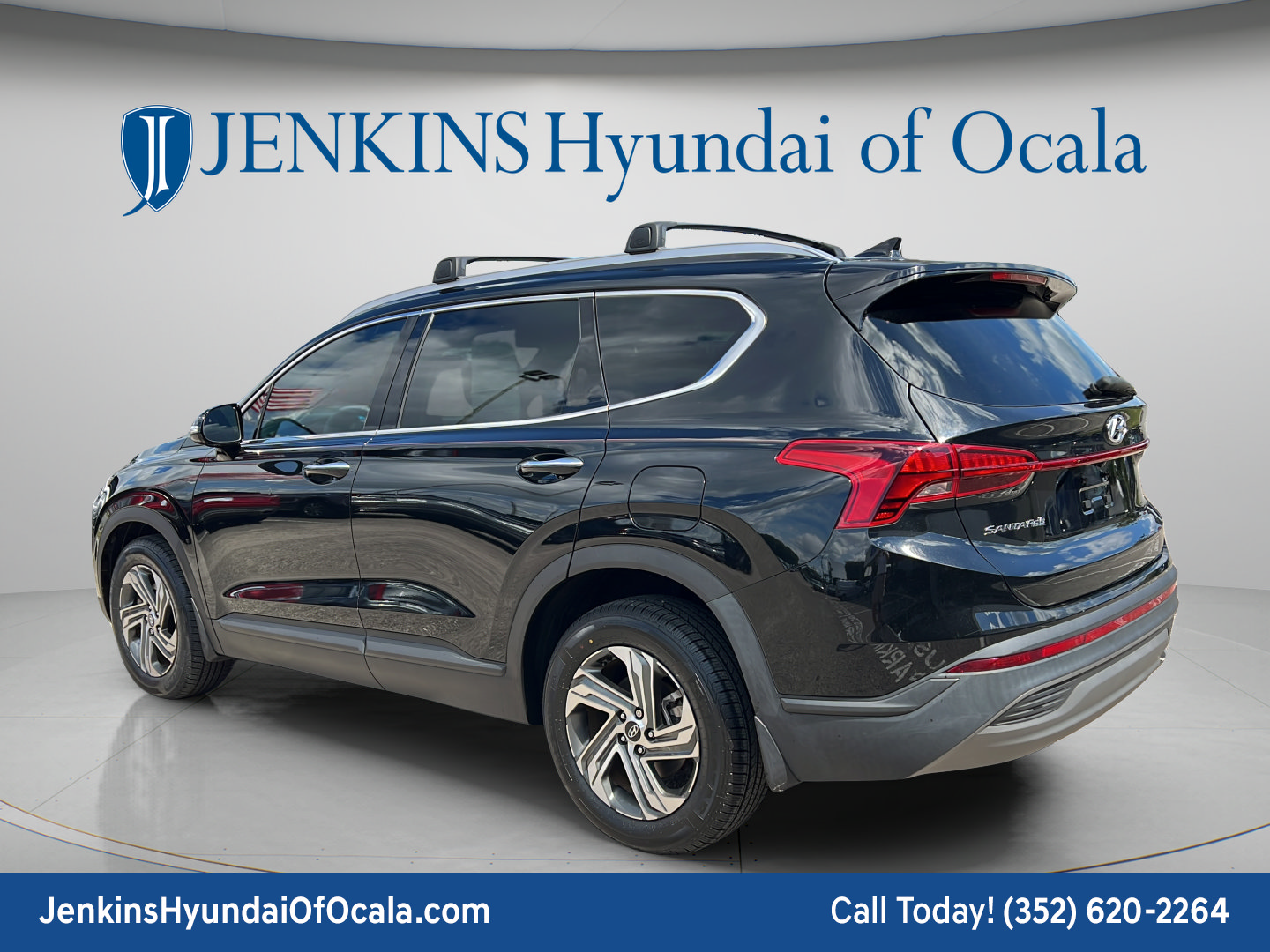 Certified 2023 Hyundai Santa Fe SEL FWD image 5